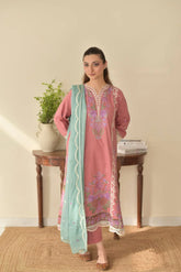 Nura baby pink Embroidered 3pcs