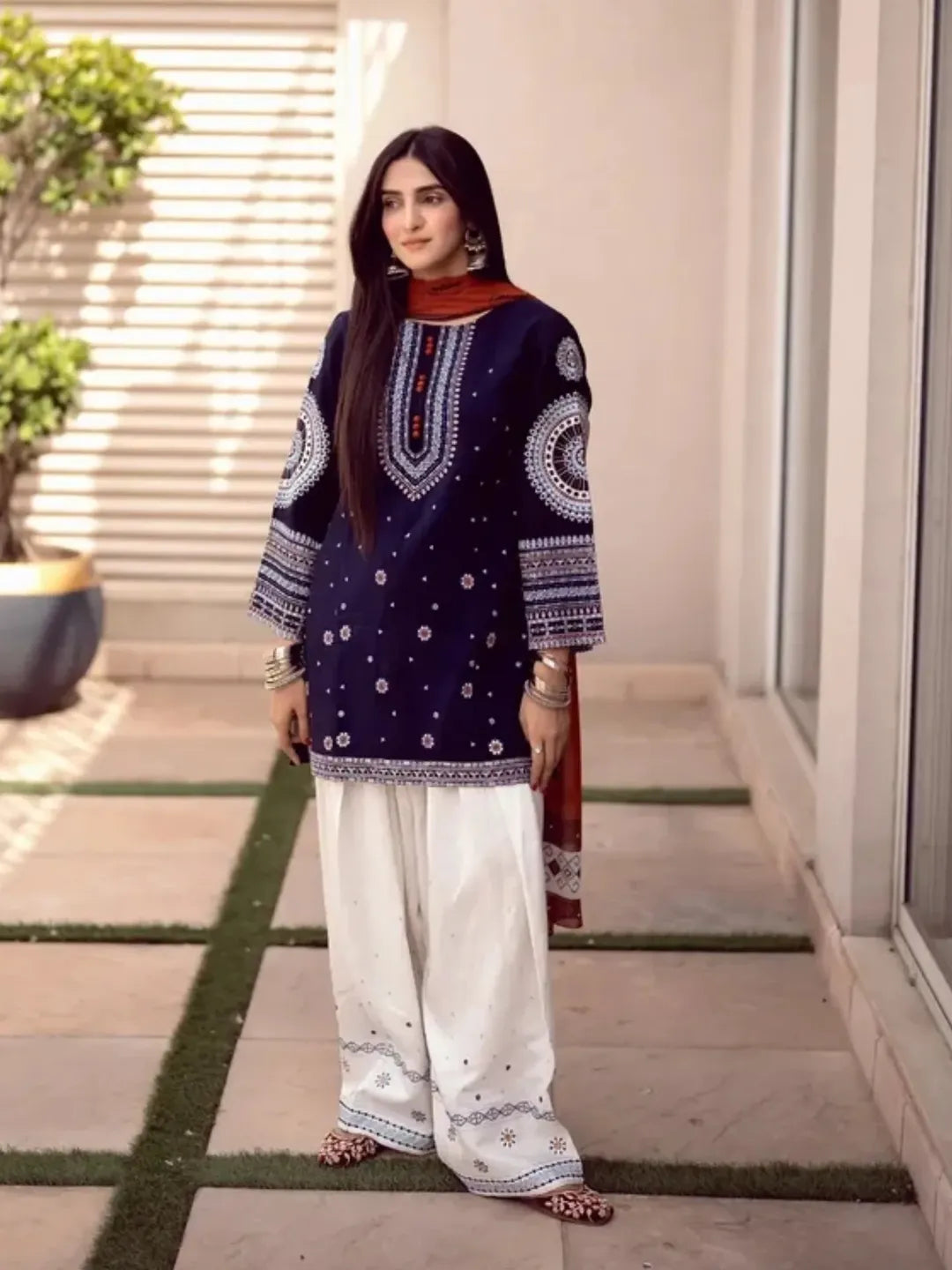 Mehak Embroidered 3pcs